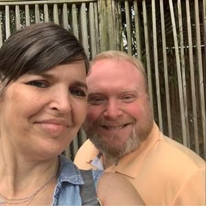 Meet your Posher, Jamie